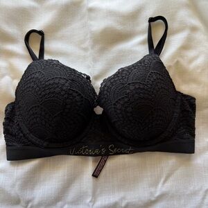 Victoria's Secret Push Up T-Shirt Full Coverage Bra Size 36B‎ NWT